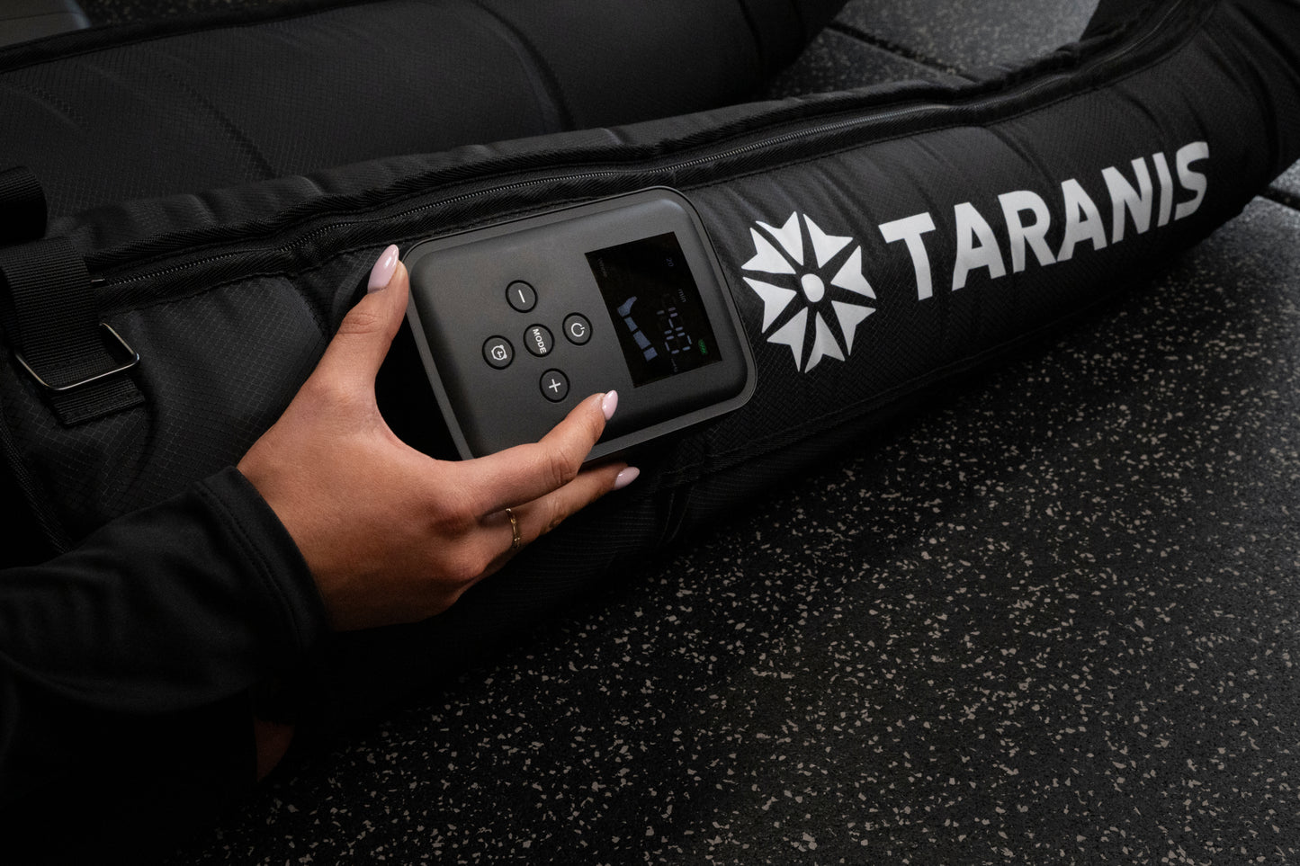 Taranis AerLite Recovery Boots