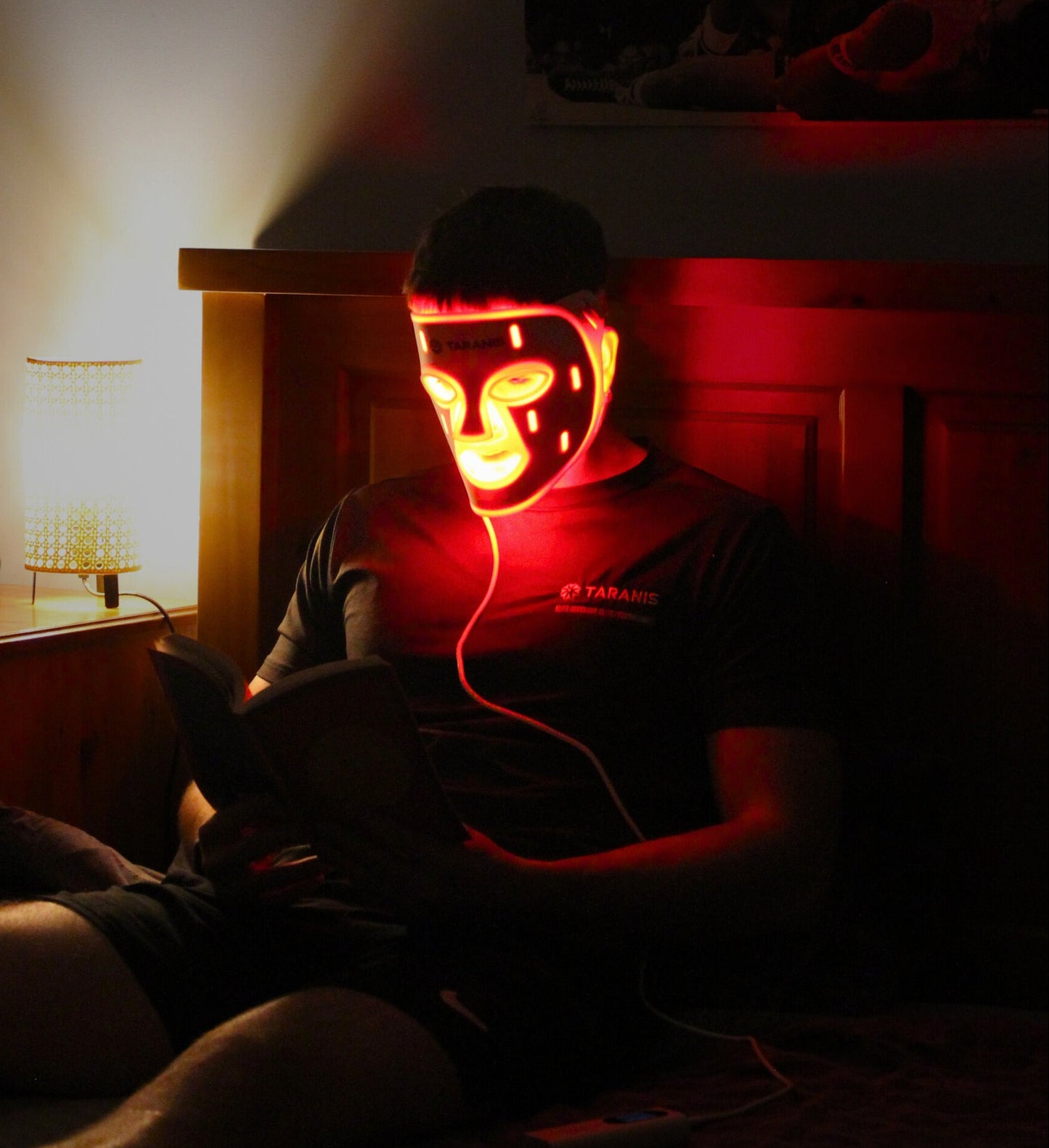 Taranis LED Recovery Mask